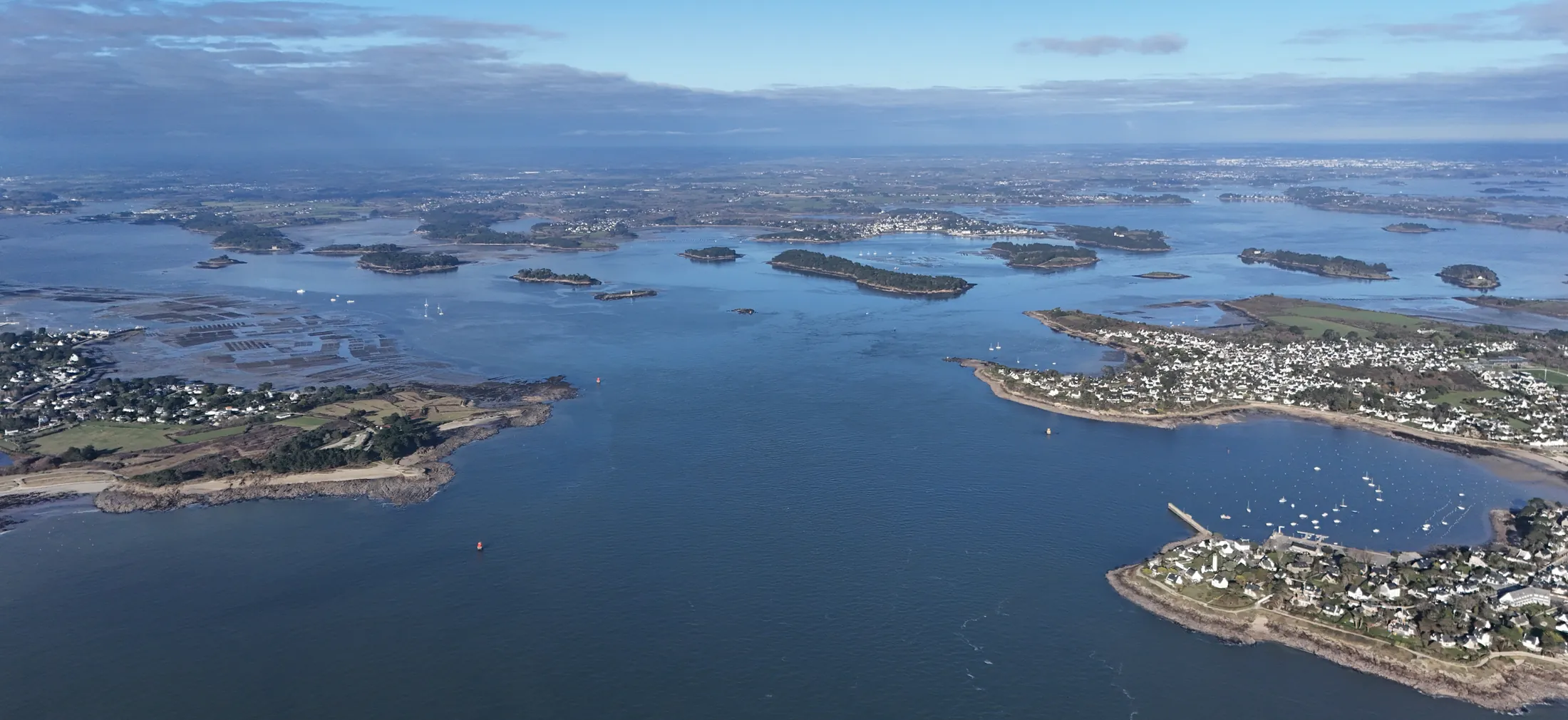 Le Golfe du Morbihan et ses îles, vus du ciel